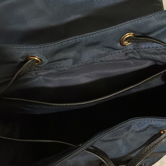 Michael Kors Navy Nylon Backpack Like New PRICE DROP! - Picture 7 of 12